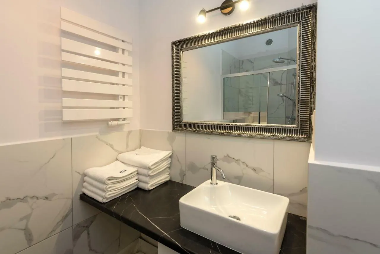 Apartment Provenir Home Strzelecka 25 Poznan Poland